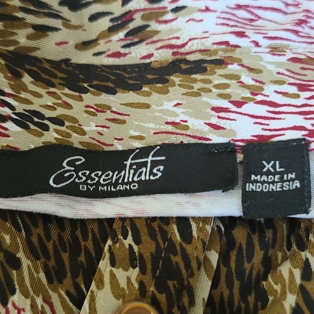 ESSENTIALS Top/Blouse - Picture 7 of 8